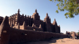 the-mosque-in-djenna